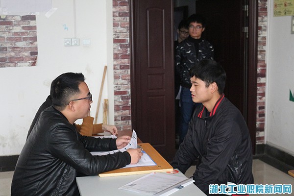军人开荤后H拔不H